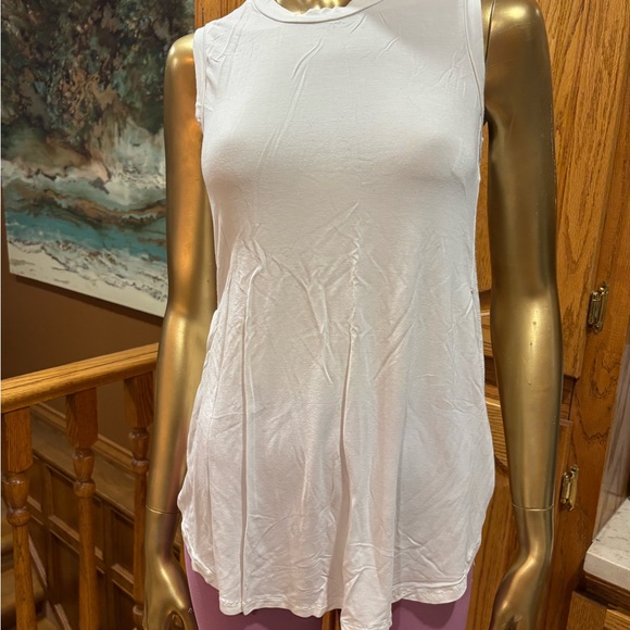 Wilfred Tops - Wilfred White Sleeveless Tank Top